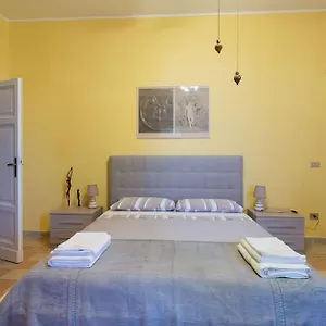 Il Profumo Del Lauro Apartment
